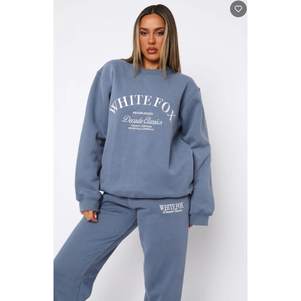 White Fox Blue Matching Lounge Set